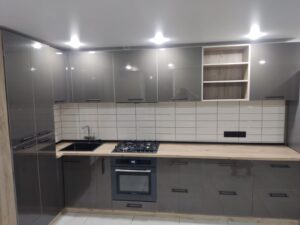 Кухонные гарнитуры под заказ в Луганске